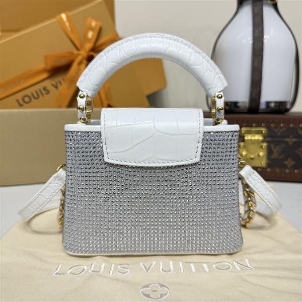 2026120164256817 830